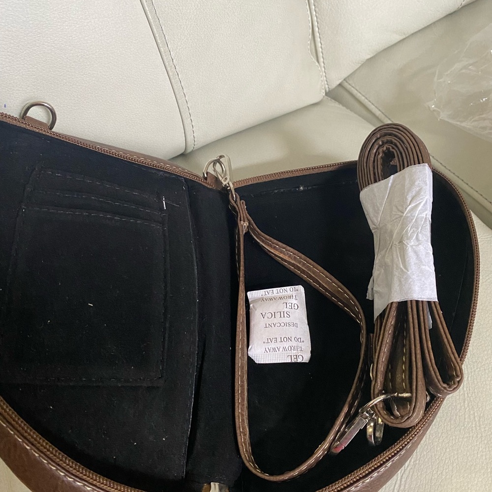 Purse - Picture 5 of 6